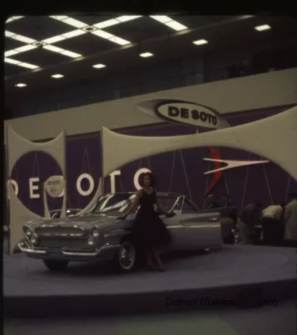 Slide, Stereo