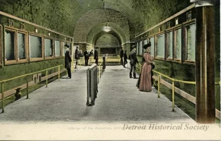 Postcard - Interior of the Aquarium, Belle Isle, Detroit, Mich.