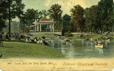 Postcard - Canal, Belle Isle Park, Detroit, Mich.