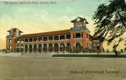 Postcard - The Casino, Belle Isle Park, Detroit, Mich.