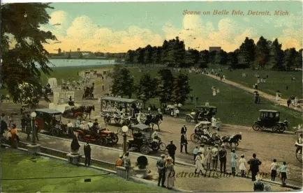 Postcard - Scene on Belle Isle, Detroit, Mich.