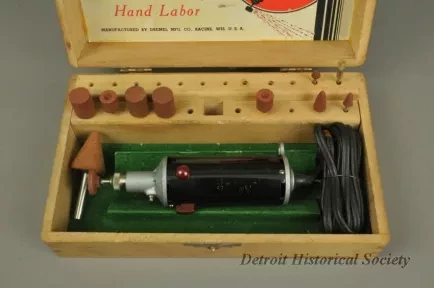 Tool, Modeling