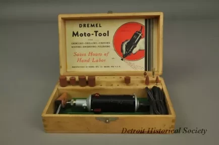 Tool, Modeling