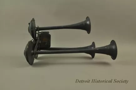 Horn, Vehicle