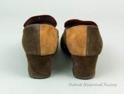 Shoe