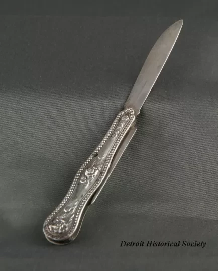 Knife, Pocket