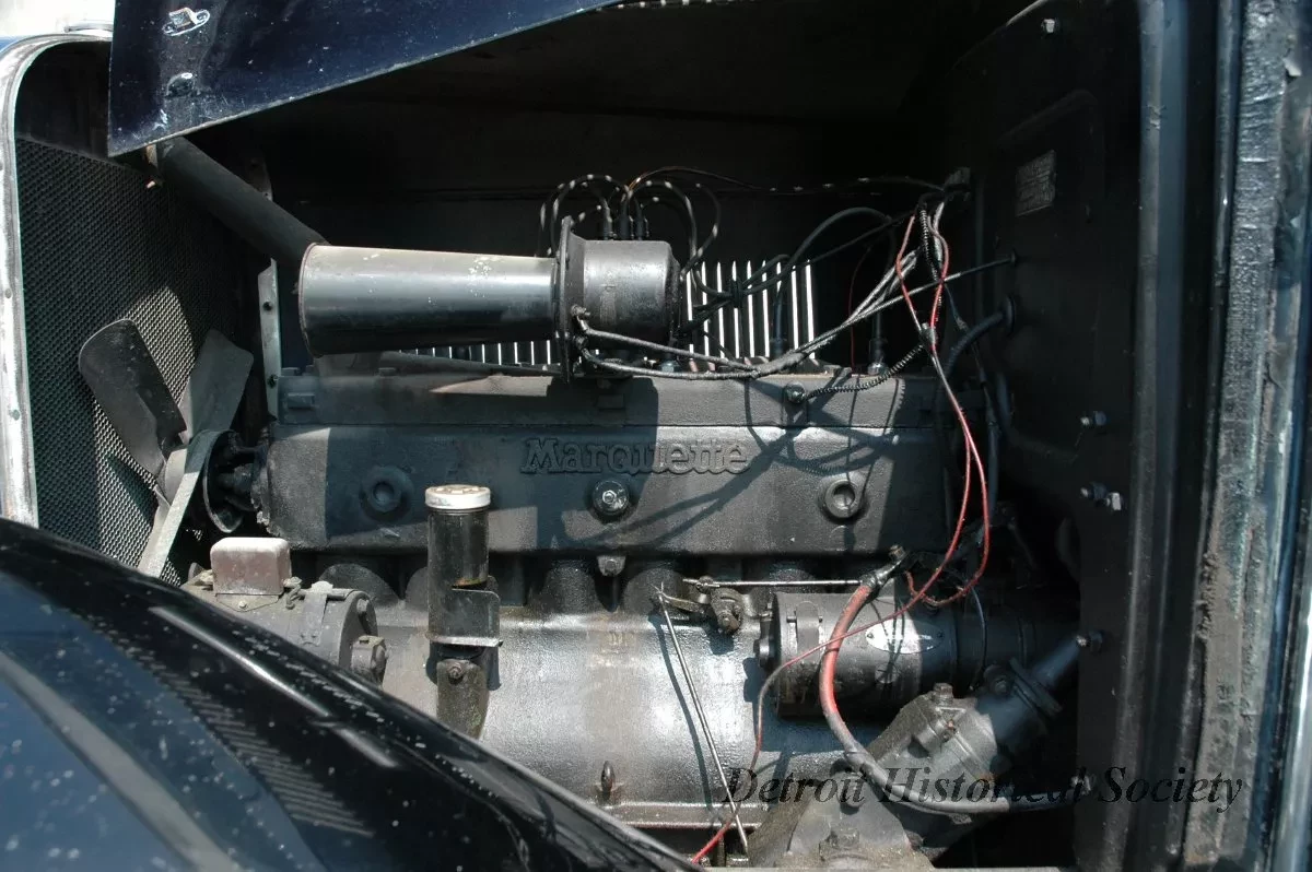 Automobile