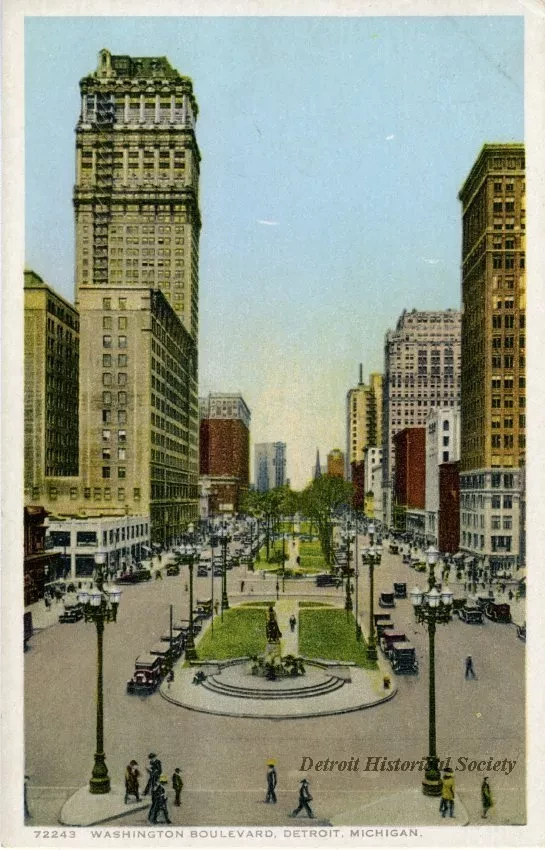 Postcard - Washington Boulevard, Detroit, Michigan