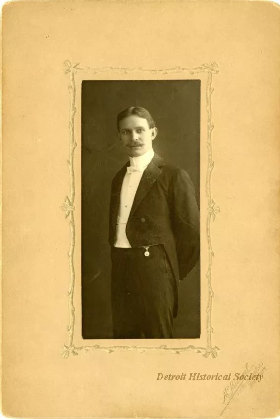 Photograph, Cabinet