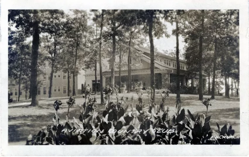 Postcard - Aviation Country Club