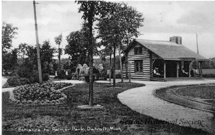 Postcard - Entrance to Palmer Park, Detroit, Mich.