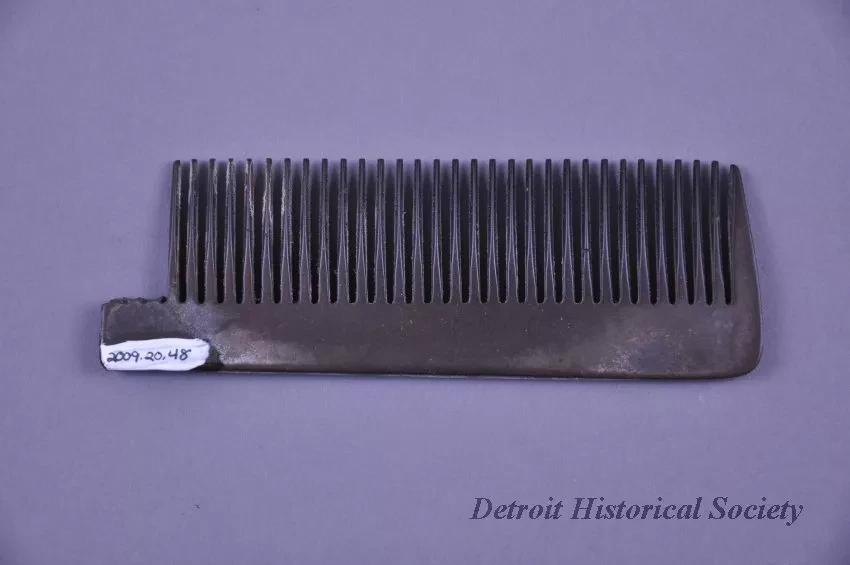 Comb