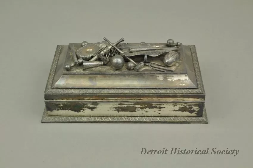 Desk Set - Box