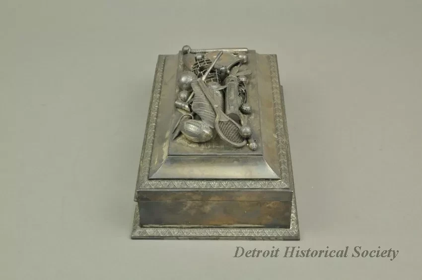 Desk Set - Box