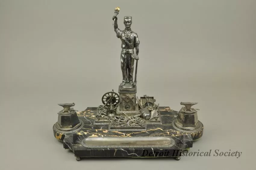 Desk Set - Inkwell