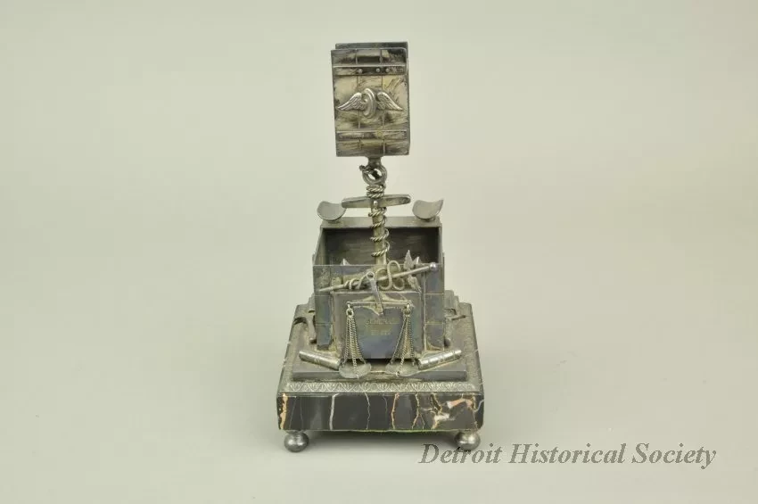 Desk Set - Ashtray