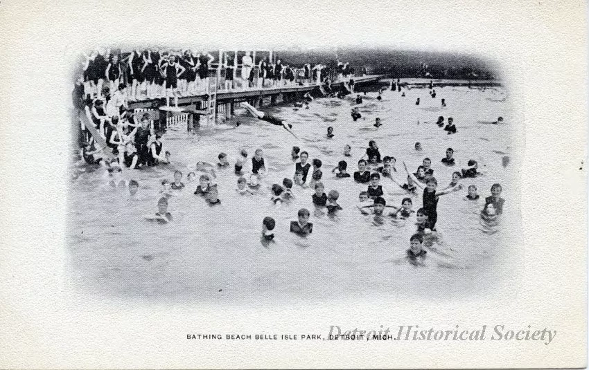 Postcard - Bathing Beach, Belle Isle Park, Detroit, Mich.