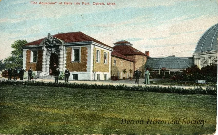 Postcard - The "Aquarium" at Belle Isle Park, Detroit, Mich.