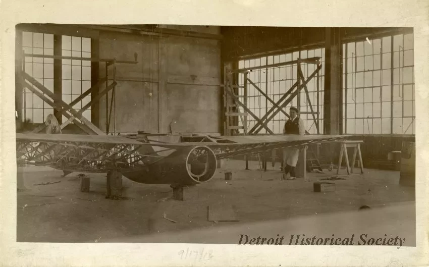 Postcard, Picture