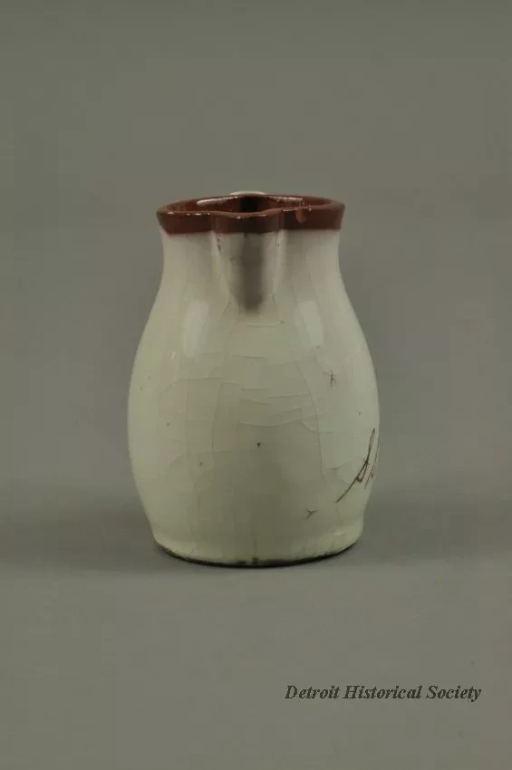 Pitcher, Cream