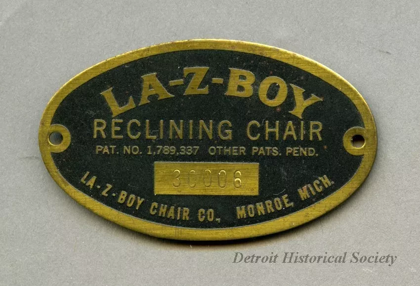 Tag, Merchandise