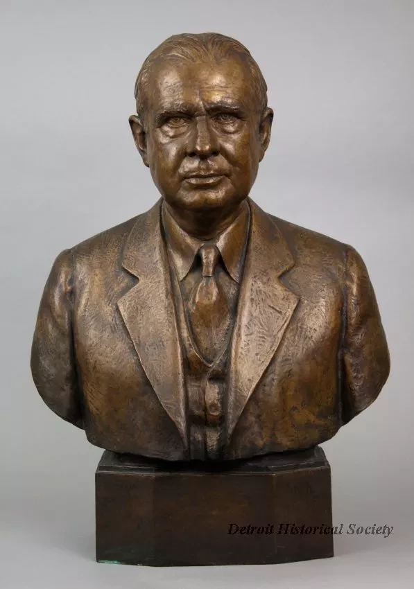 Bust