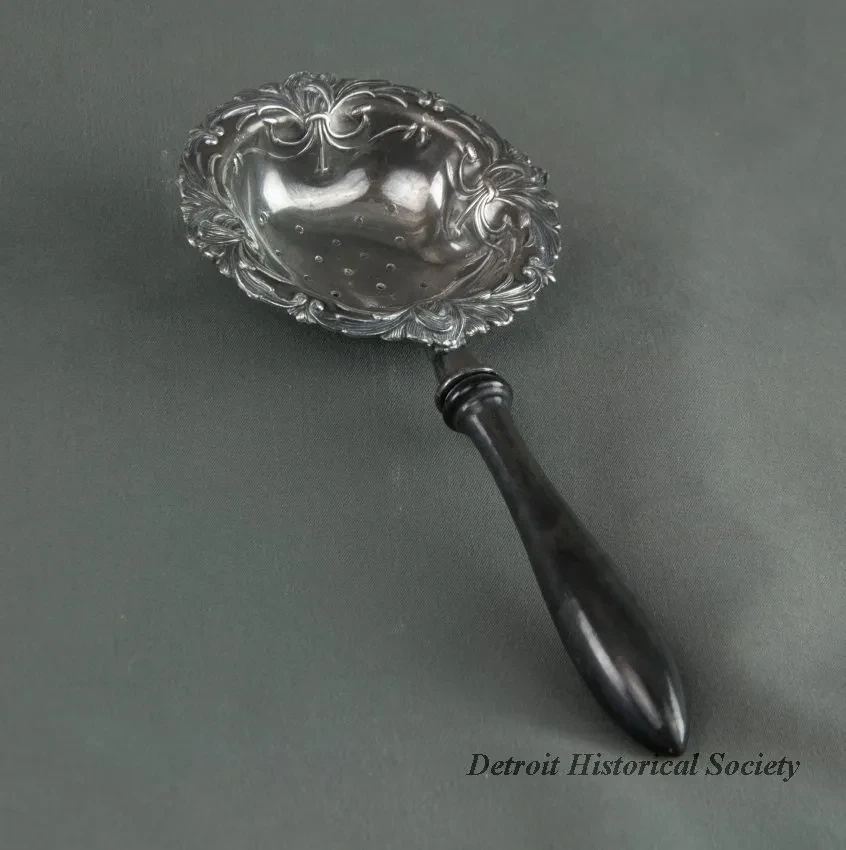Strainer, Tea